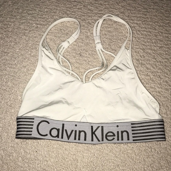 👾Calvin Klein sports bra